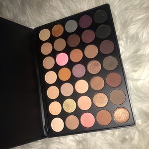 Morphe Eyeshadow pallet 35W.